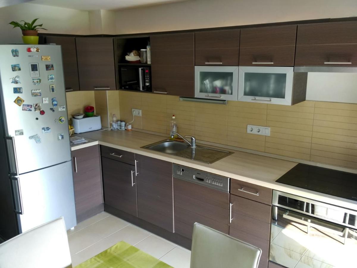 Family Holiday Apartman นีเรกฮาซา ภายนอก รูปภาพ